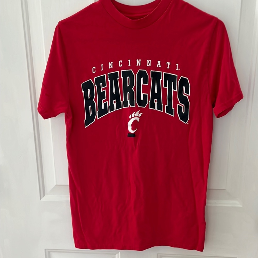 Cincinnati Bearcats Red Graphic Tee